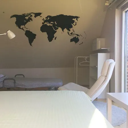 Homestay Comfortable, Quiet And Convenient *