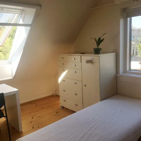Comfortable, Quiet And Convenient Homestay